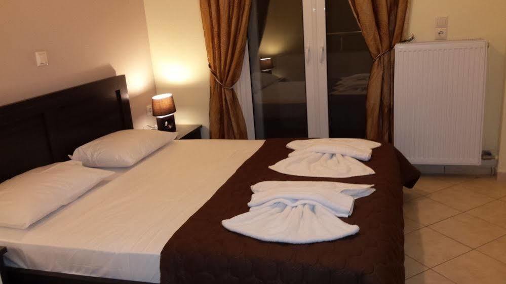 Stalós Roumpini Homes מראה חיצוני תמונה