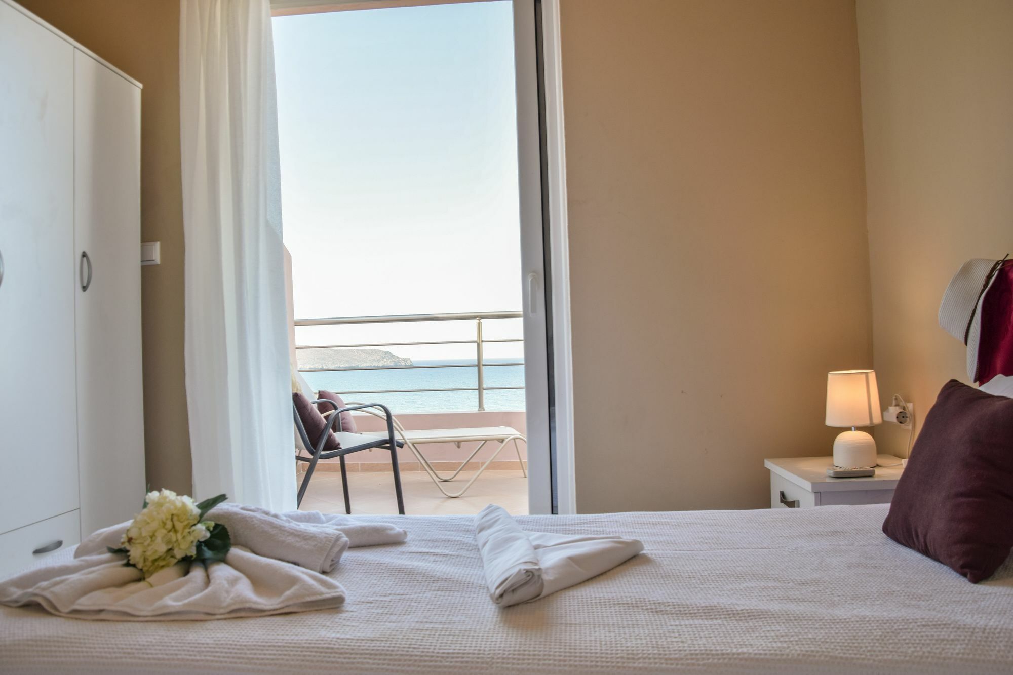 Stalós Roumpini Homes מראה חיצוני תמונה